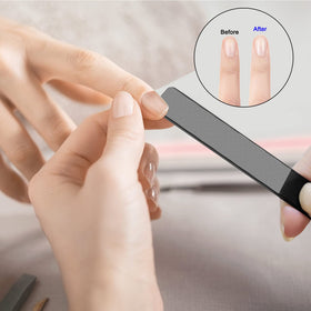 Werlla cutting action demo on toenail model showing controlled, clean trim