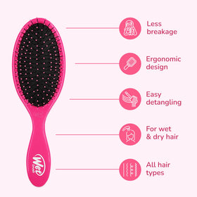 Wet Brush bristles flexing to show flexibility that reduces hair breakage