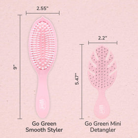 Wet Brush brushing dry hair to smooth frizz and refresh style benefit