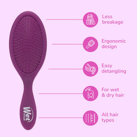 Wet Brush IntelliFlex bristles close-up demonstrating flexible tips that reduce breakage