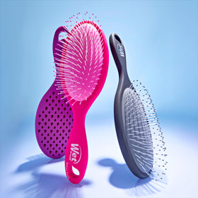 Wet Brush used on train commute illustrating quick smoothing and static control