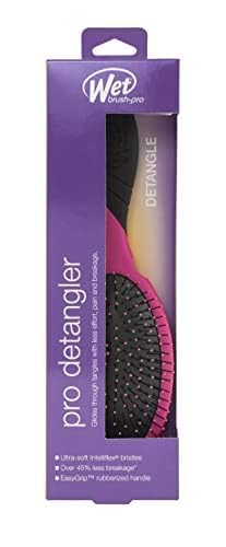 Wet Brush Pro mixed boar-style bristles texture distributing oils for added shine