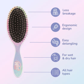 Wet Brush handle profile highlighting ergonomic grip for comfortable control