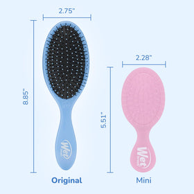 Wet Brush being used on wet hair to reduce tugging and speed detangling