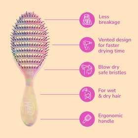 Wet Brush HeatFlex bristles close-up detangling without pulling