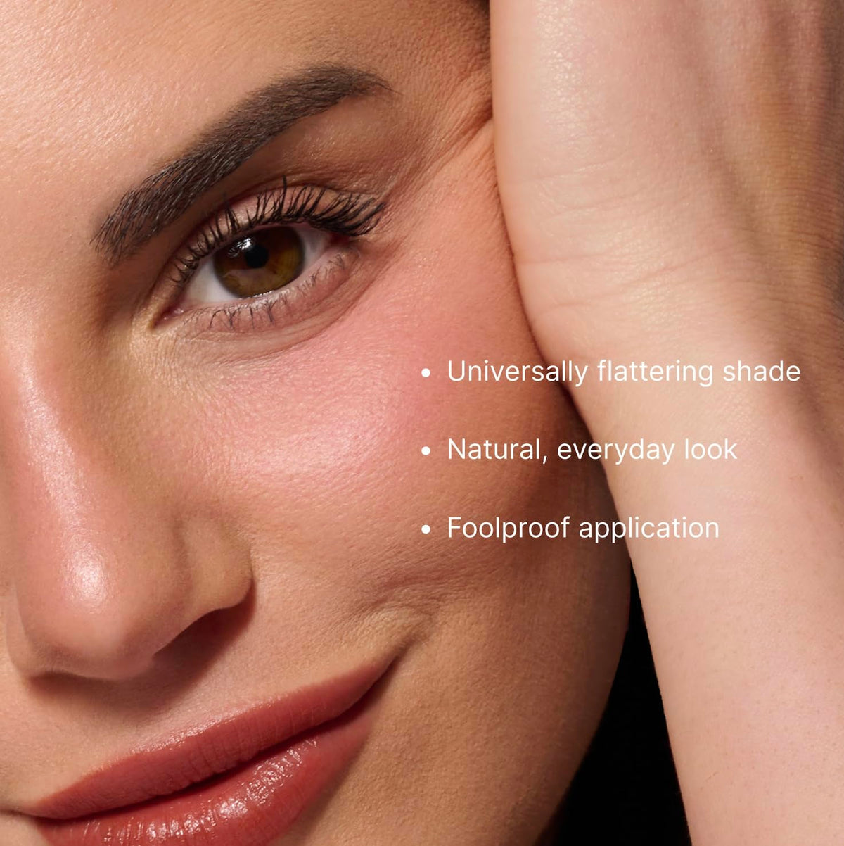 Winky Lux spoolie brush detail blending pigment for natural soft brows and tidy finish