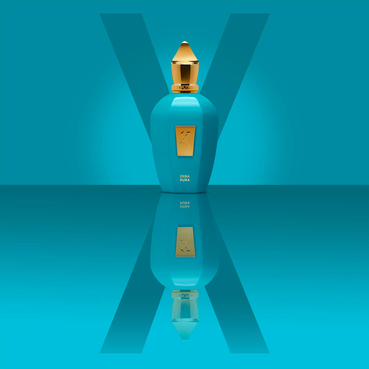 Xerjoff Erba Pura poured essence texture revealing warm amber-vanilla richness