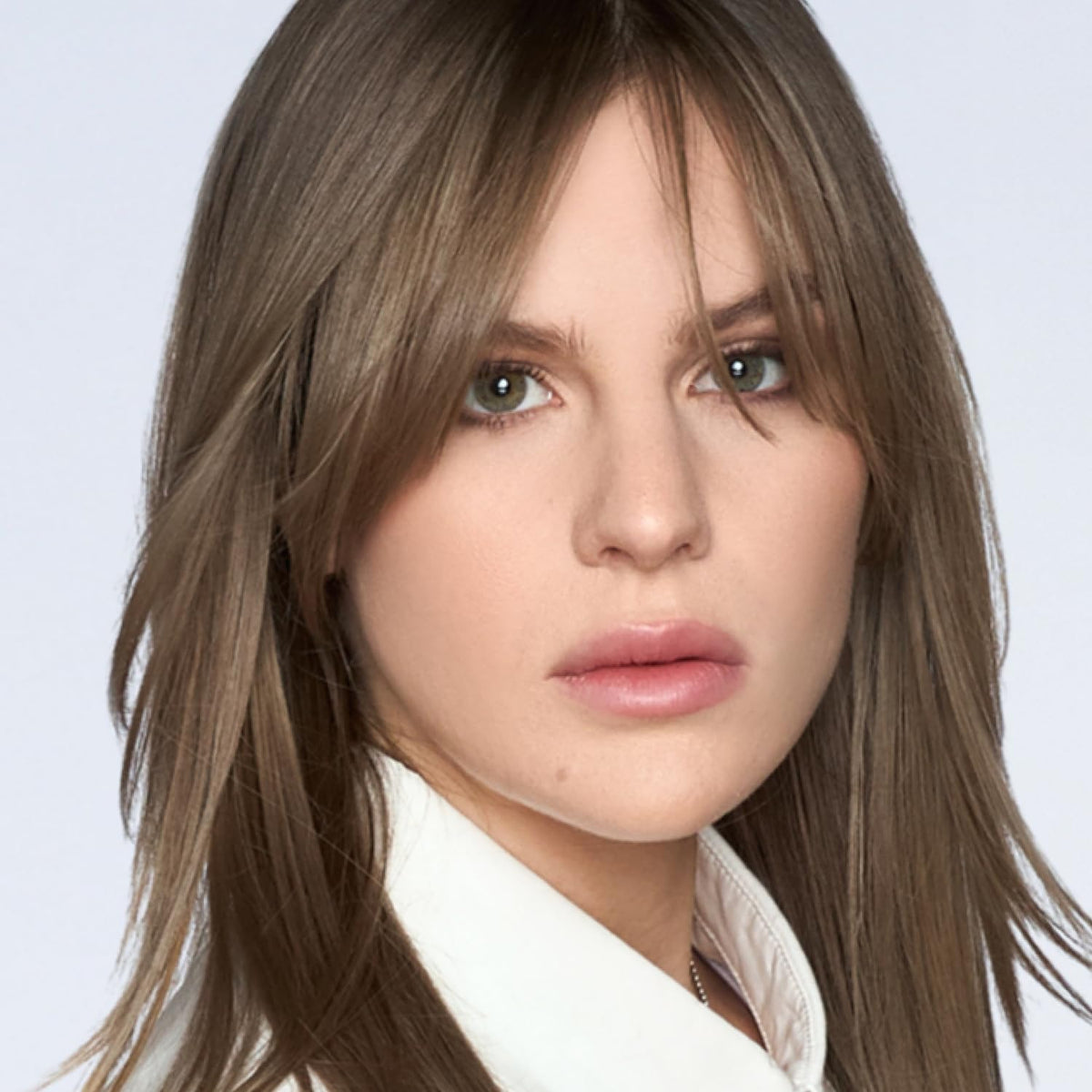XMONDO texture close-up highlighting creamy, hydrating formula