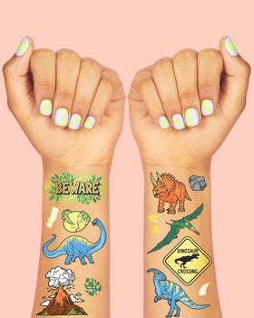 xo, Fetti demonstration of applying tattoo on a child’s arm showing simple, quick application
