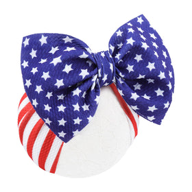 YanJie front view showing flag bow and festive colors, ideal for holiday photos