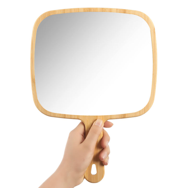 YEAKE front view showing large mirror surface and bamboo frame for clear grooming