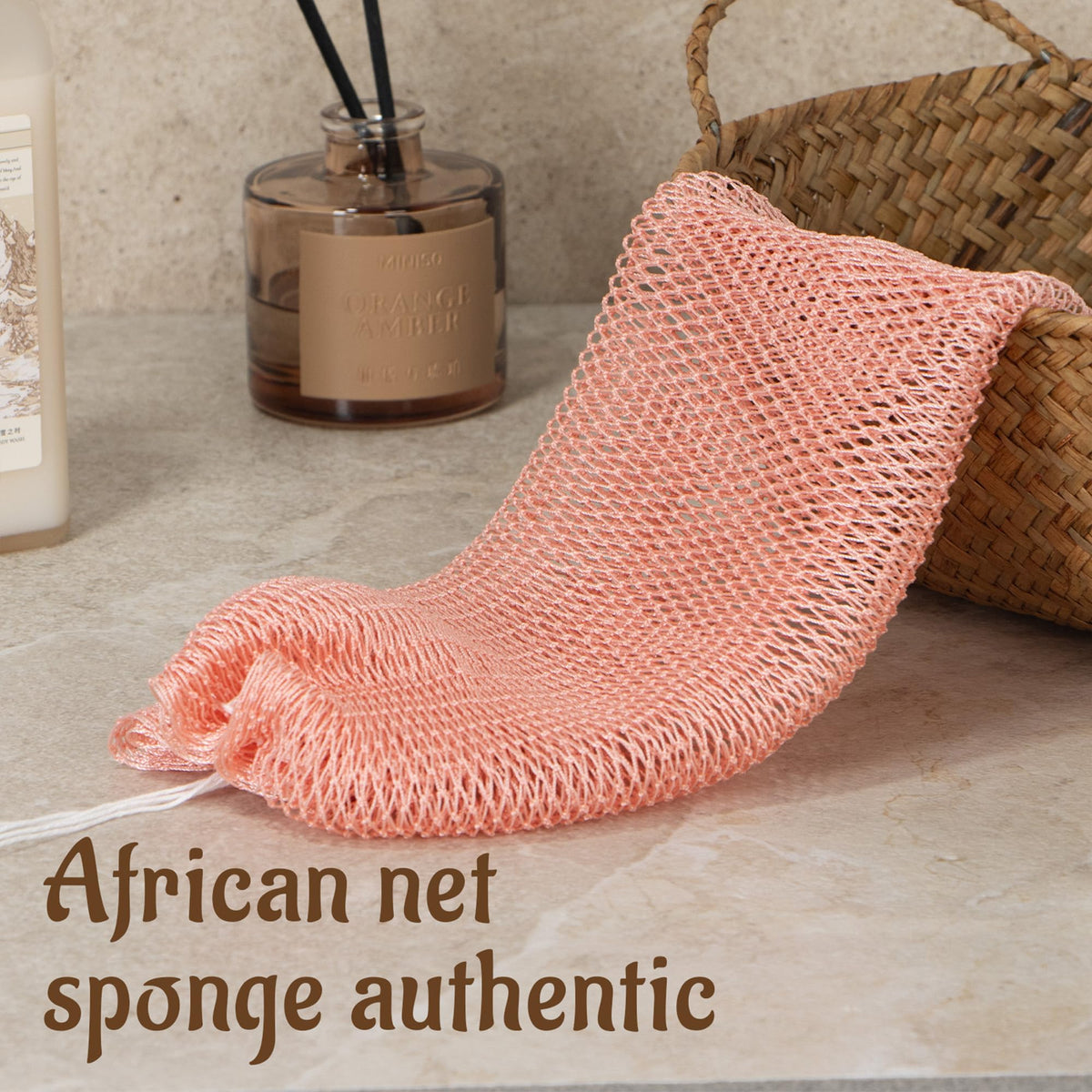 Yiclick close-up of knotted net texture highlighting stronger exfoliation