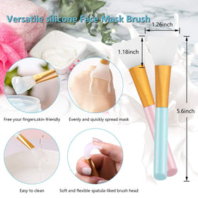 Yokilly close-up of silicone bristles showing gentle texture for effective exfoliation