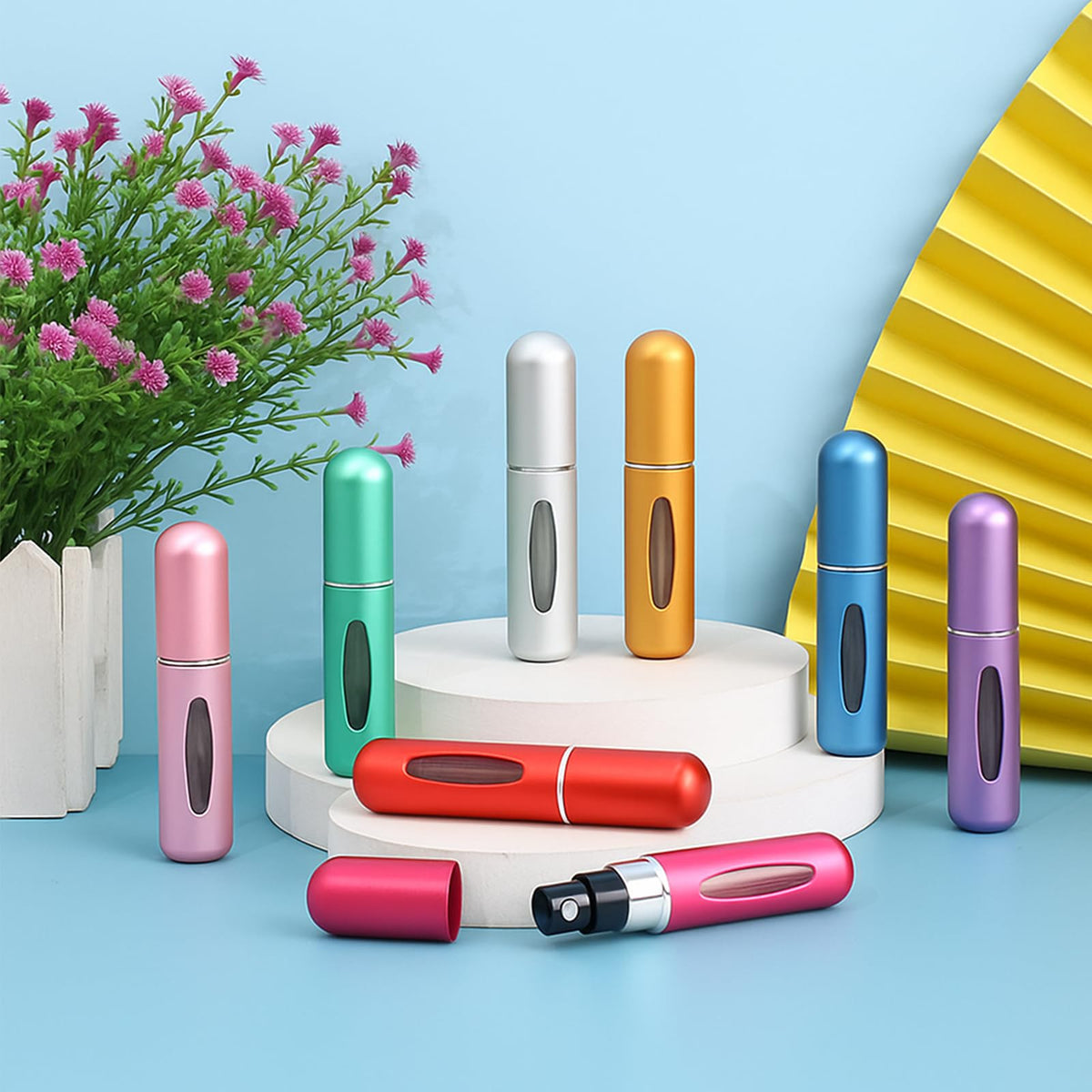 YXGTHGQZ assorted-color bottles laid out for scent organization and sharing