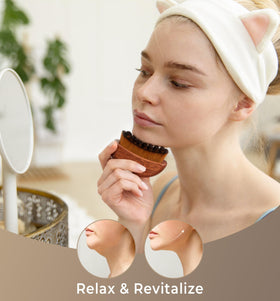 Zamlory brush used on jawline and neck to depuff and define facial contours