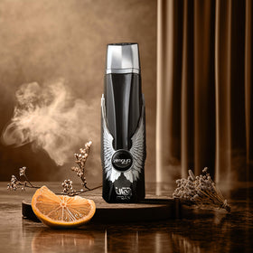 zimaya Itqan Noir nozzle and glass texture close-up, highlighting quality finish