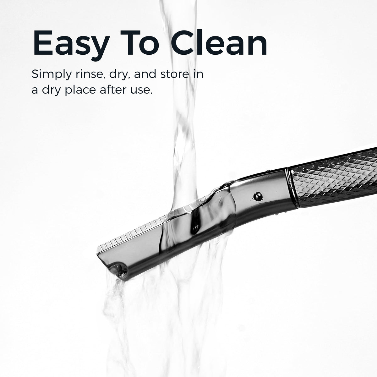 ZOMCHI razor used on upper lip demonstrating gentle hair removal